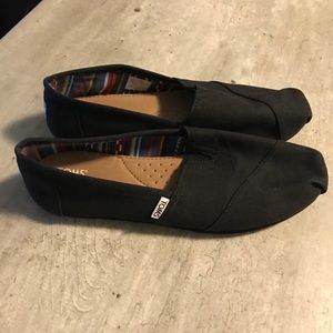 Toms flat shoes